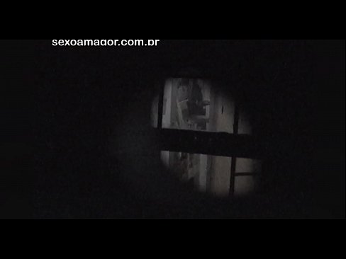 ❤️ Lourinho é secretamente filmado por um voyeur de bairro escondido atrás de tijolos ocos ❤️ Porno vídeo em pt-br.xxxnd.ru